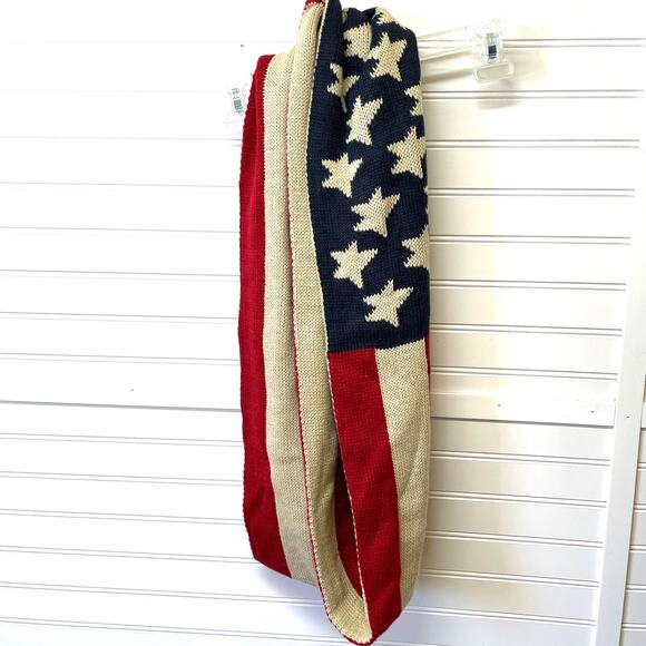 Patriotic Infinity Scarf Knit Warm - Picture 1 of 6